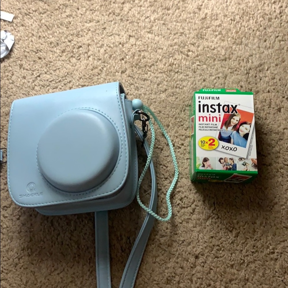 Polaroid camera blue with case and instax film